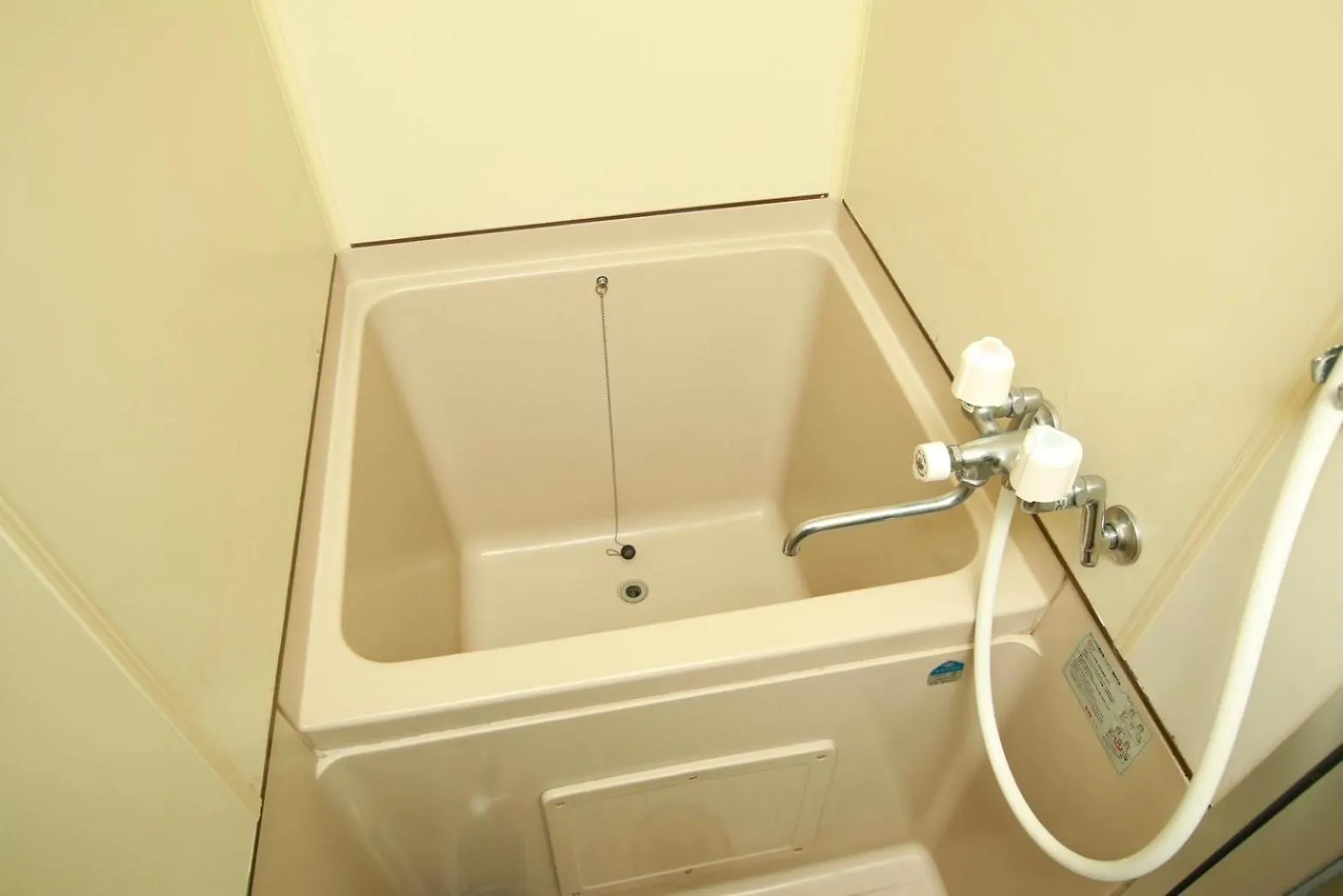 シャルムイースト Apartment Kushiro